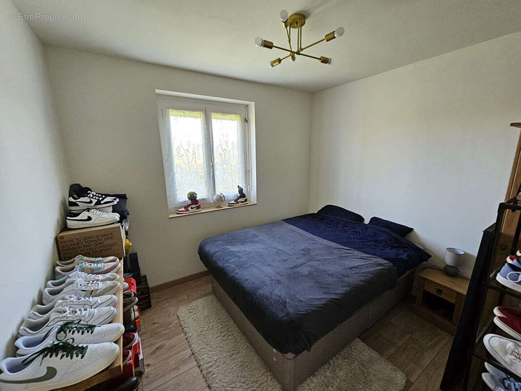 Maison à SAINT-PIERRE-D'EXIDEUIL