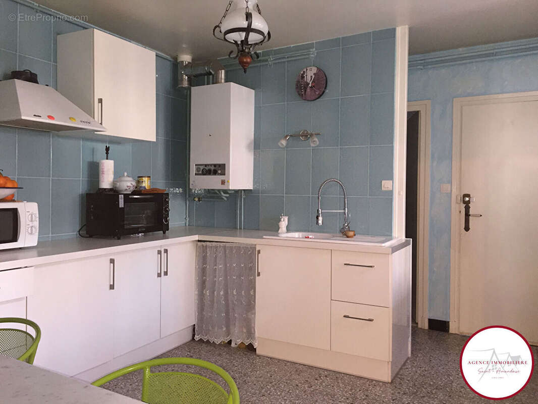 Maison à SAINT-AMAND-MONTROND