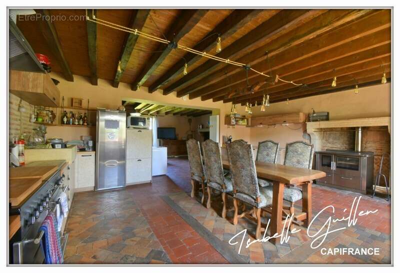 Maison de caractère à vendre 7 pièces MAISONNAIS (18) - photo 7