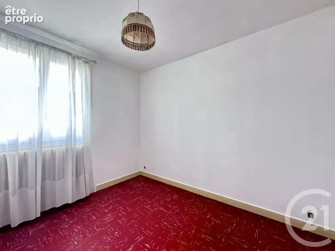 Maison 5 pièces 91 m² à vendre à Yevres (28160) - photo 6