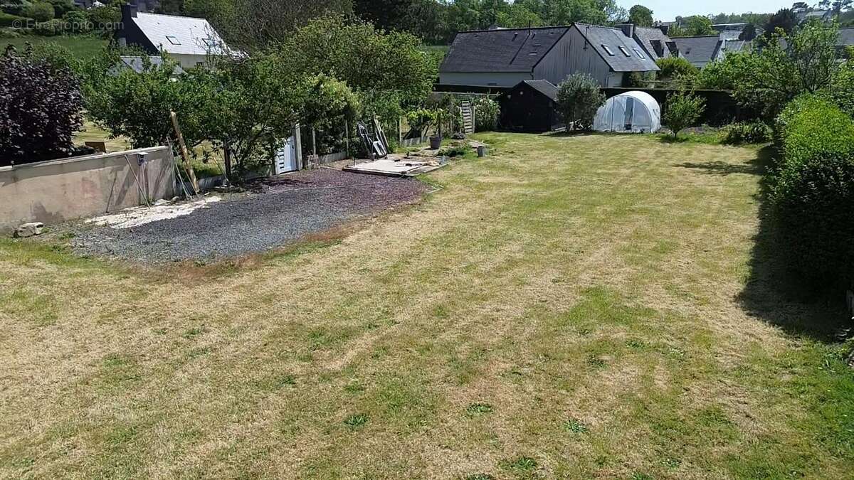 Terrain à PLEUMEUR-BODOU