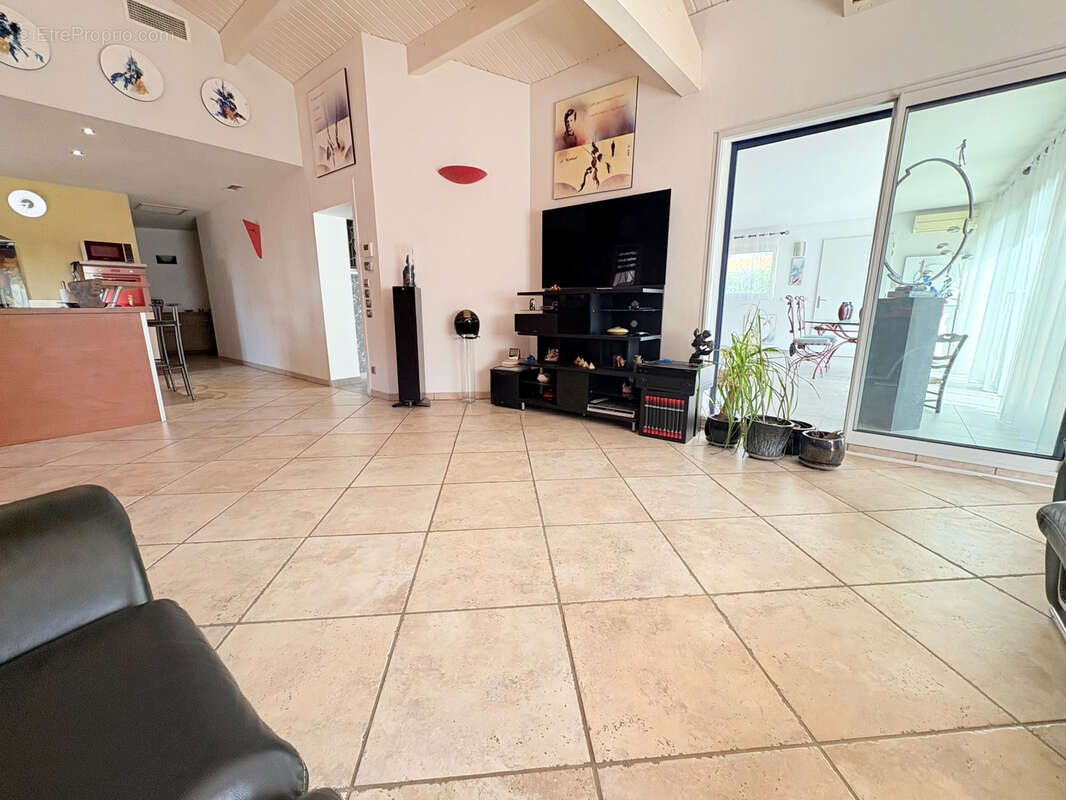 Maison à CANET-EN-ROUSSILLON