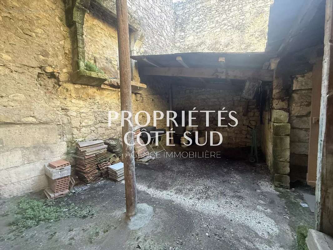 Maison à VILLENEUVE-LES-AVIGNON