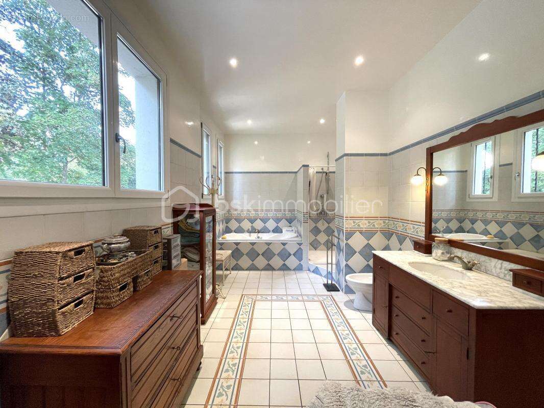 Maison à GERMIGNY-L&#039;EVEQUE