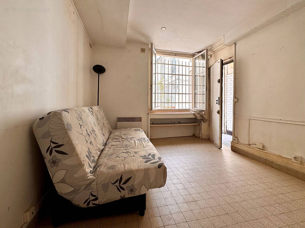 Appartement à PARIS-10E