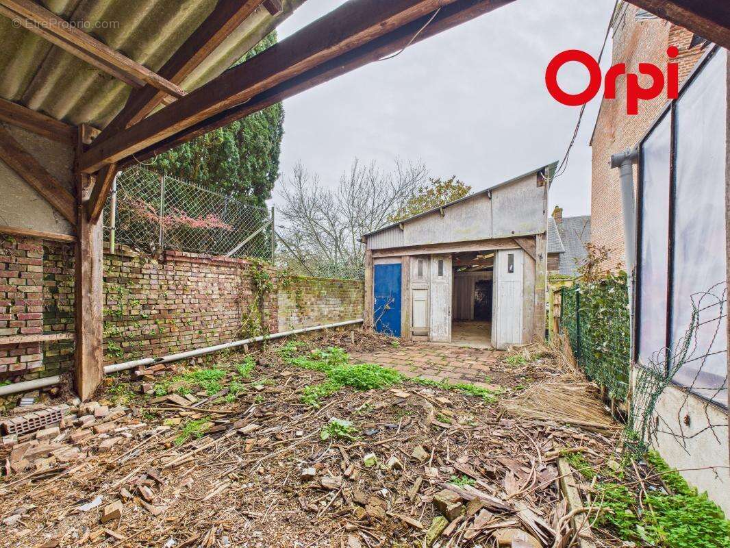Emplacement idéal à Bernay : Bâtiment avec terrain attenant - photo 5