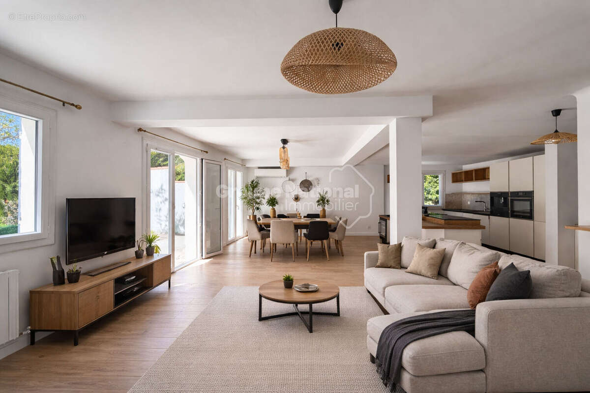 Maison renovee - puyricard - photo 4