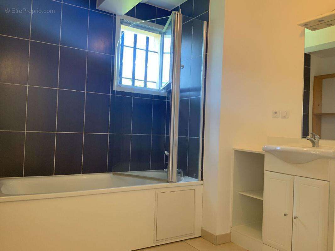 Appartement à MORET-SUR-LOING