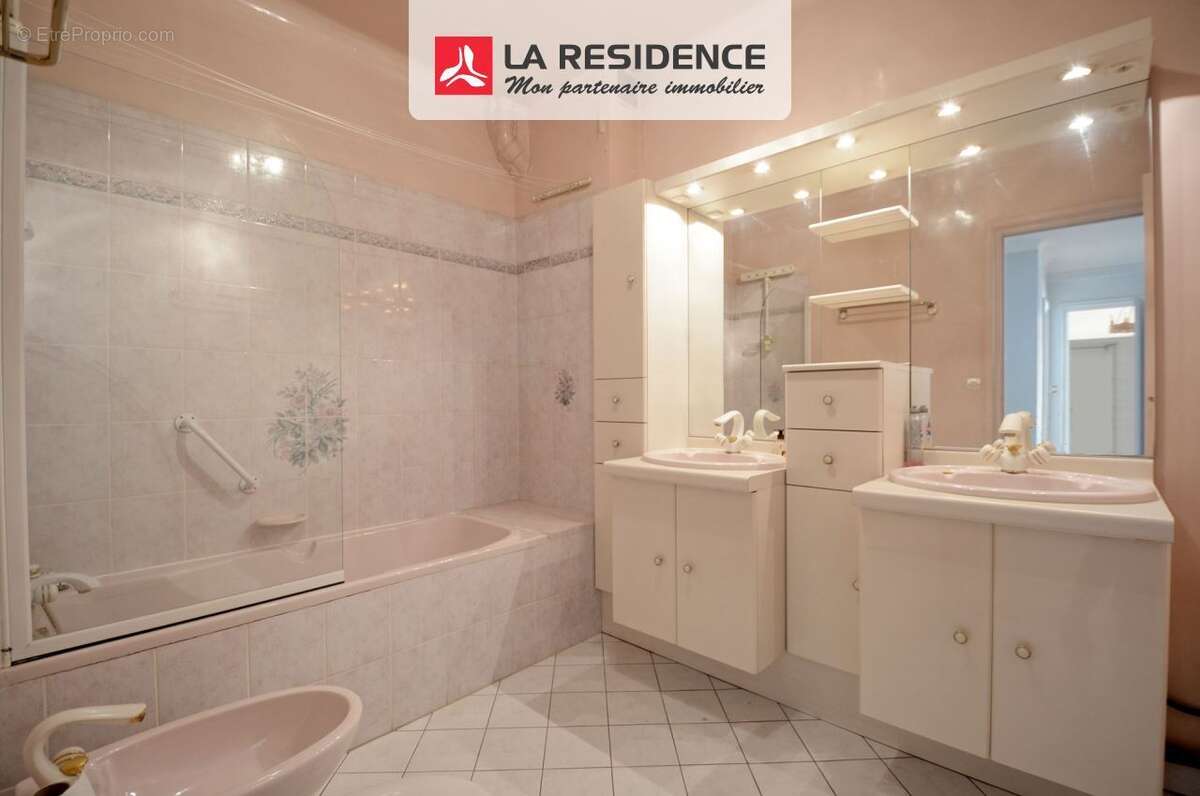 Appartement à BOULOGNE-BILLANCOURT