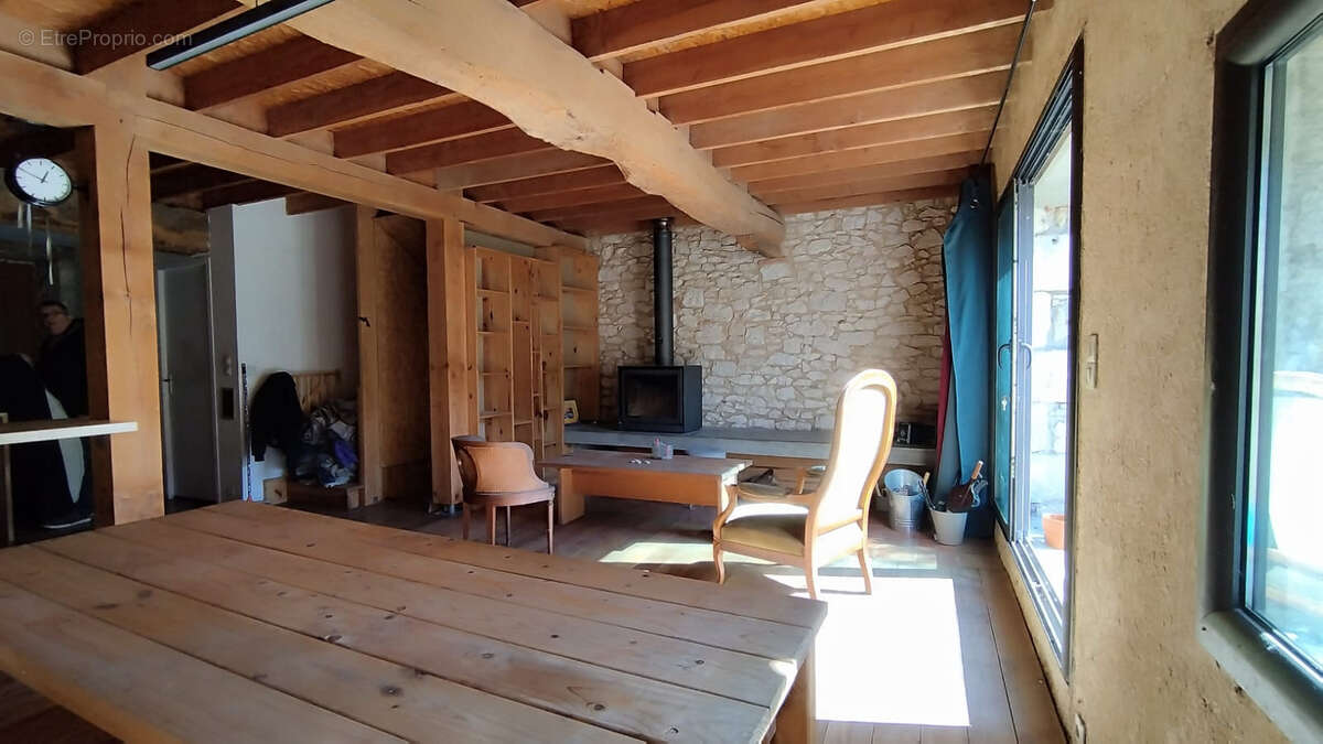 Maison à MAUVEZIN