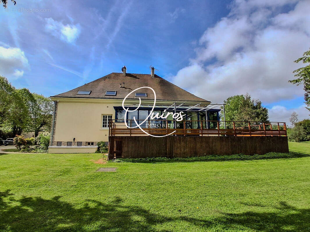 Maison 303 m² à Mondonville-Saint-Jean  - photo 6