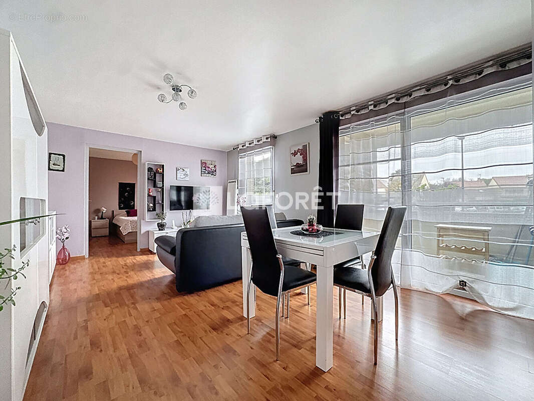 Appartement à LIEUSAINT