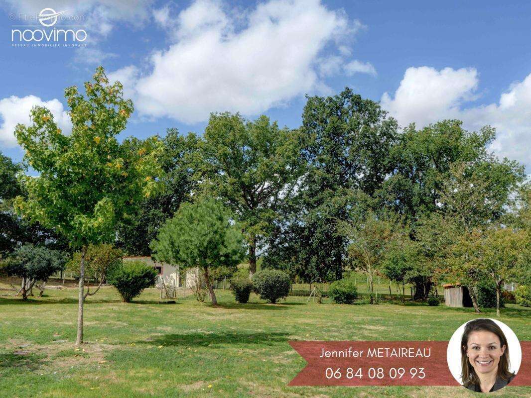 Maison à LA HAIE-FOUASSIERE