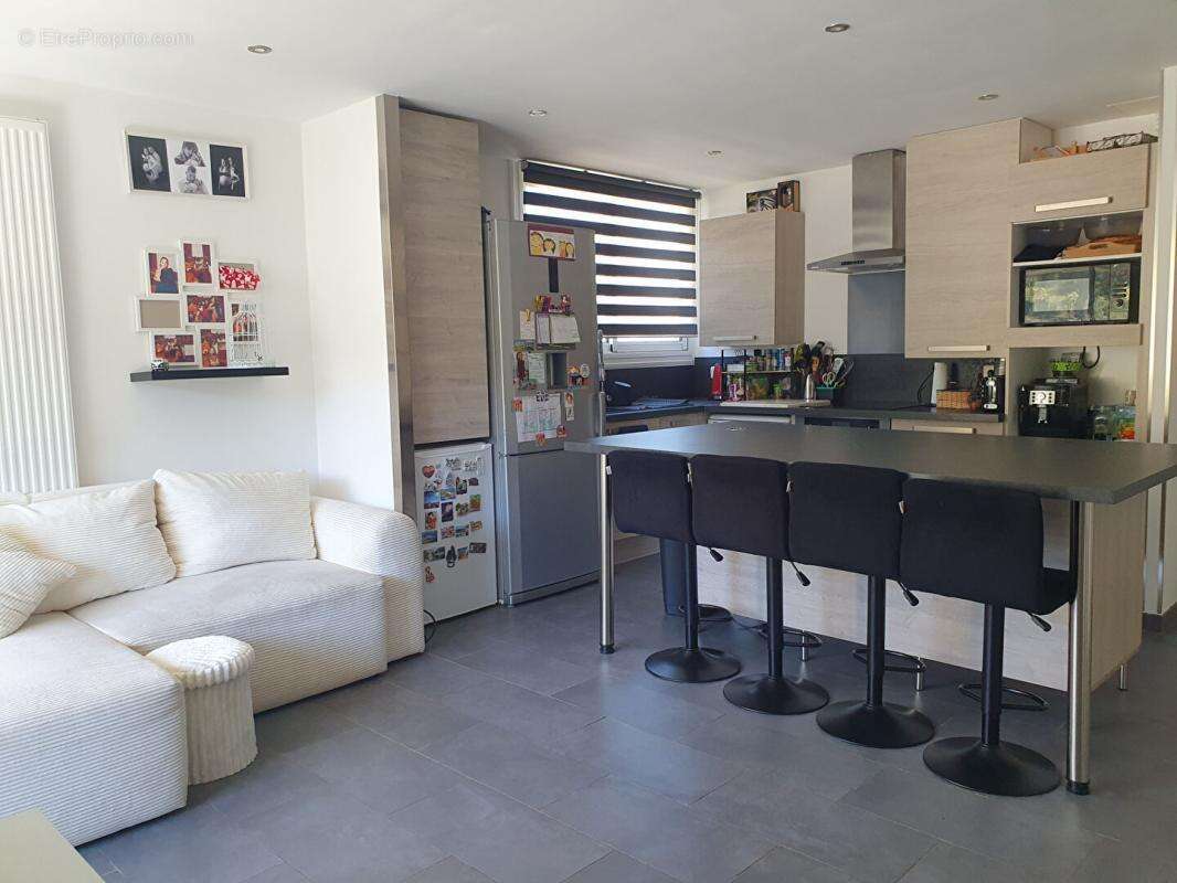 Appartement à MARSEILLE-11E