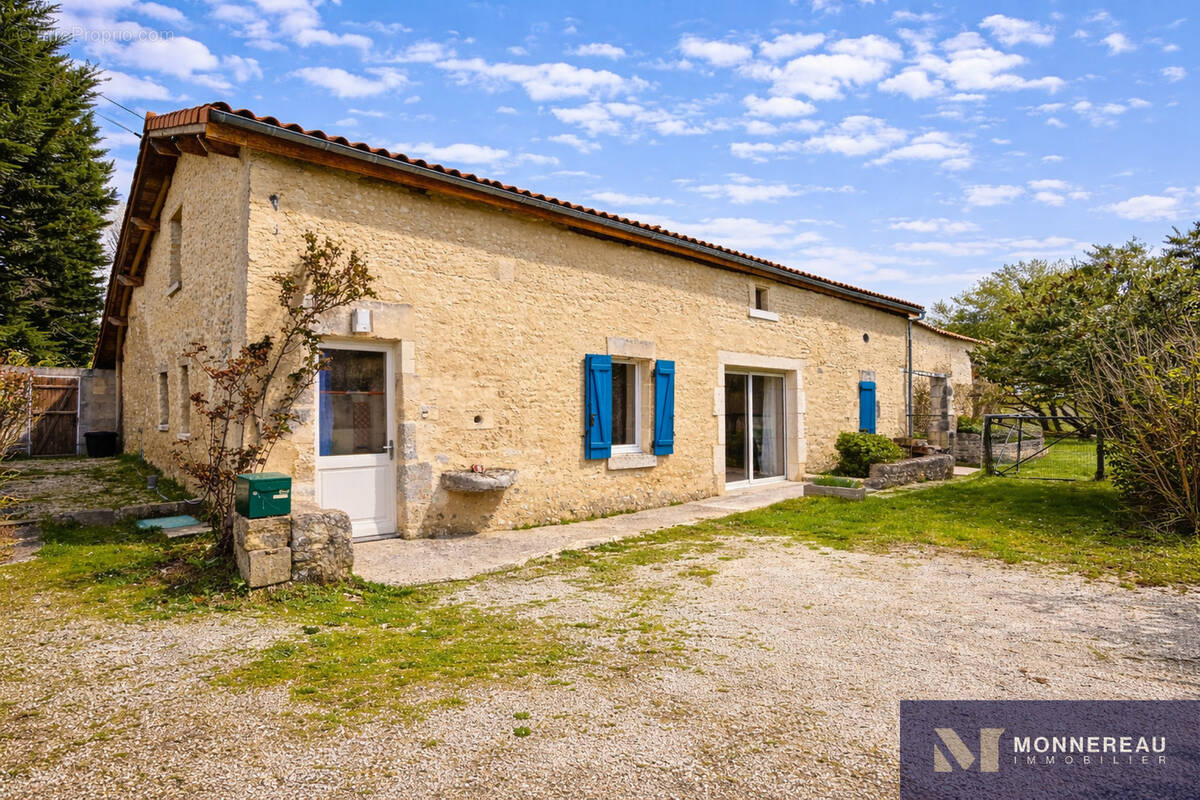 Maison à CONDEON