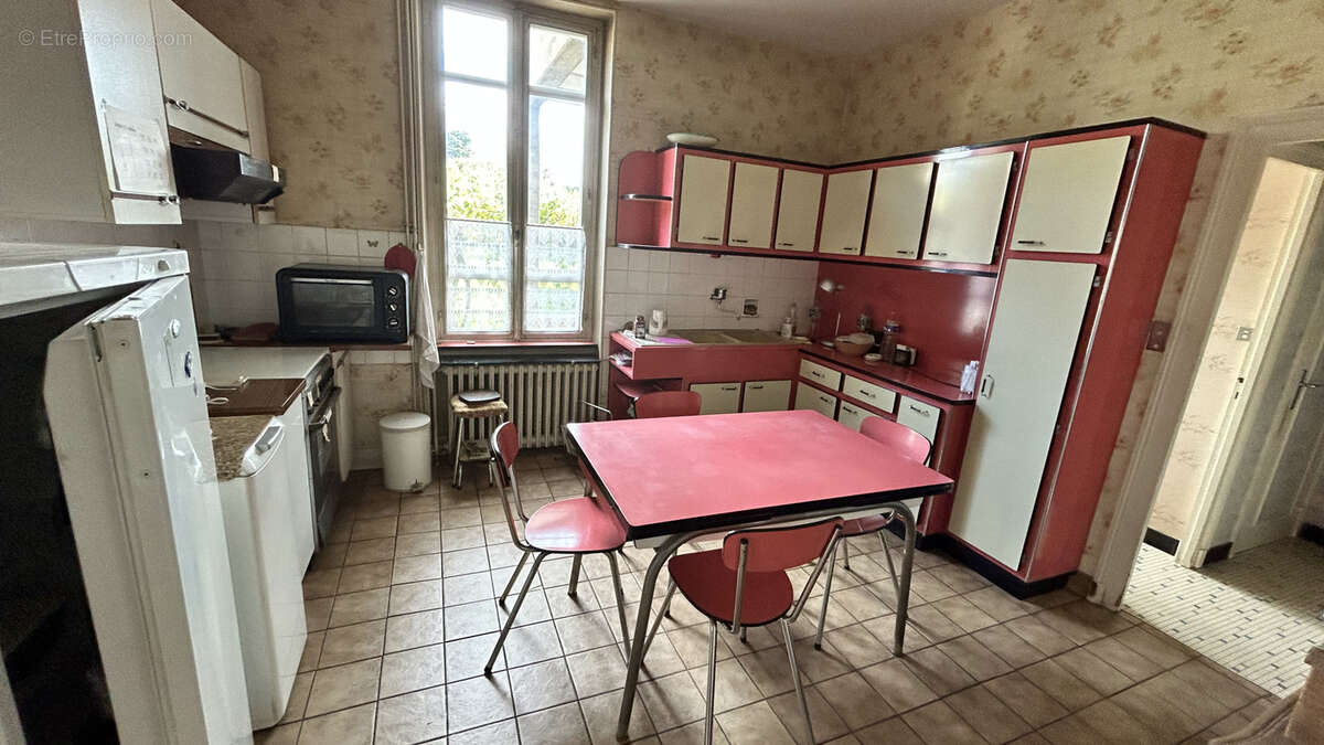 Maison à MONTLUCON