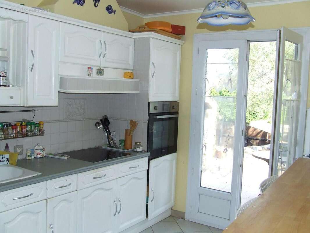 Photo 5 - Maison à MONTBAZIN