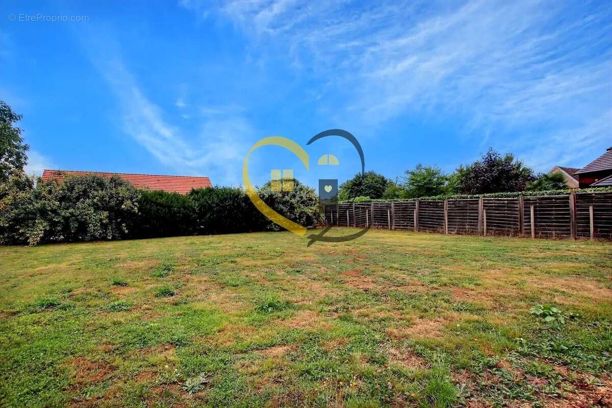Maison 86 m² à Saint-Martin-D'auxigny  - photo 18