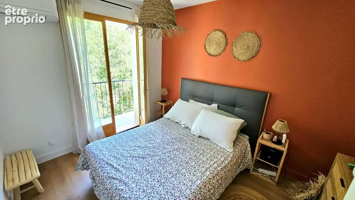 Maison mitoyenne totalement rénovée avec jardinet - photo 8