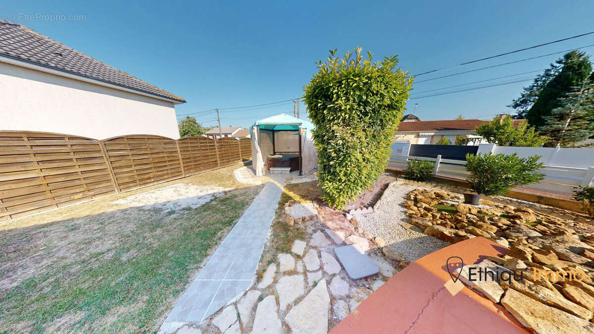 Maison 80 m² à Saint-Lye  - photo 7