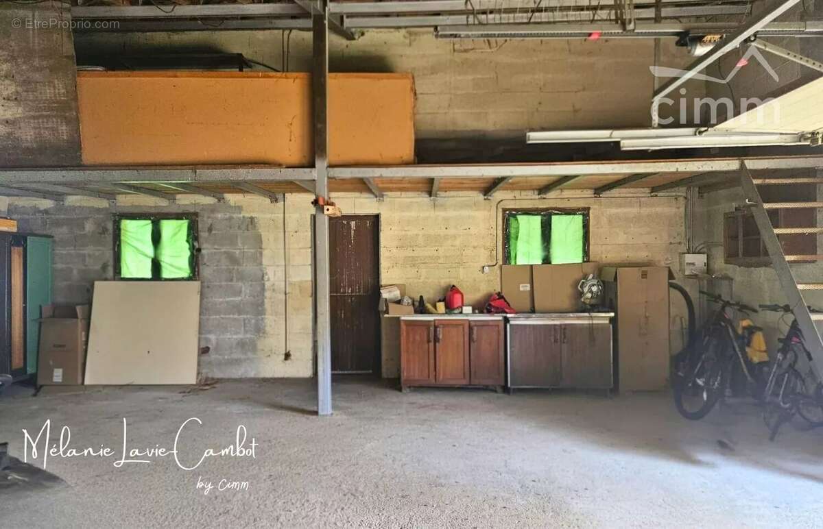 Maison T4 avec dépendance - photo 9