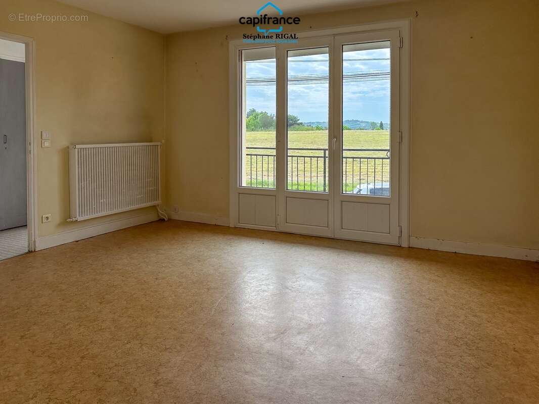 Maison à vendre 4 pièces MONTAYRAL (47) de 68m2 habitables sur 471m2 de terrain - photo 2