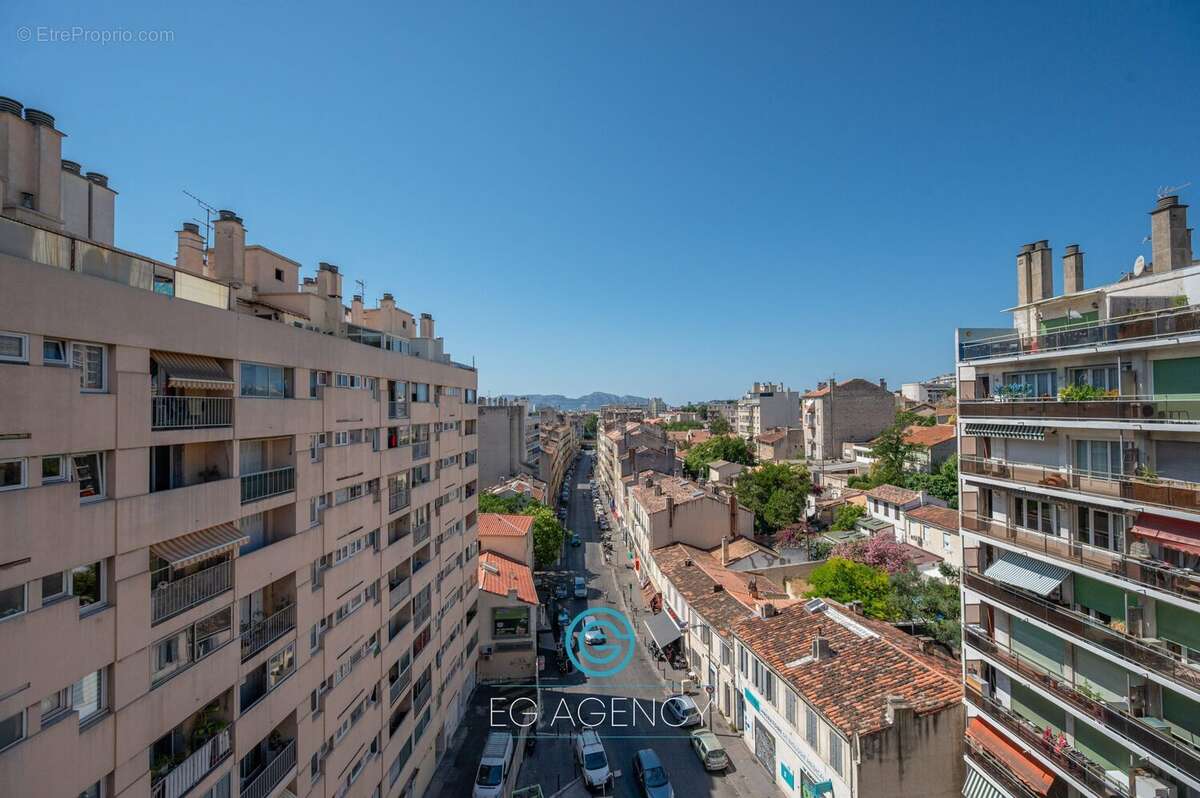 Appartement 65 m² à Marseille-4e  - photo 2