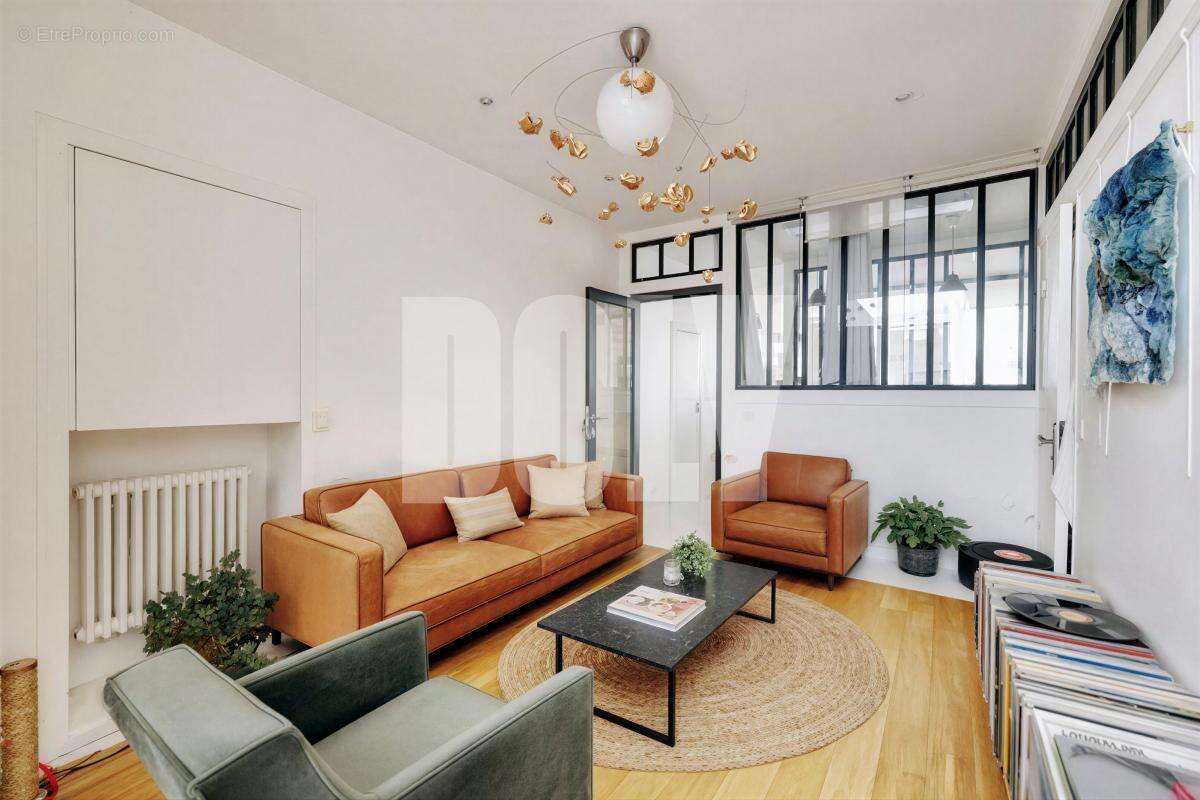 Appartement à PARIS-11E