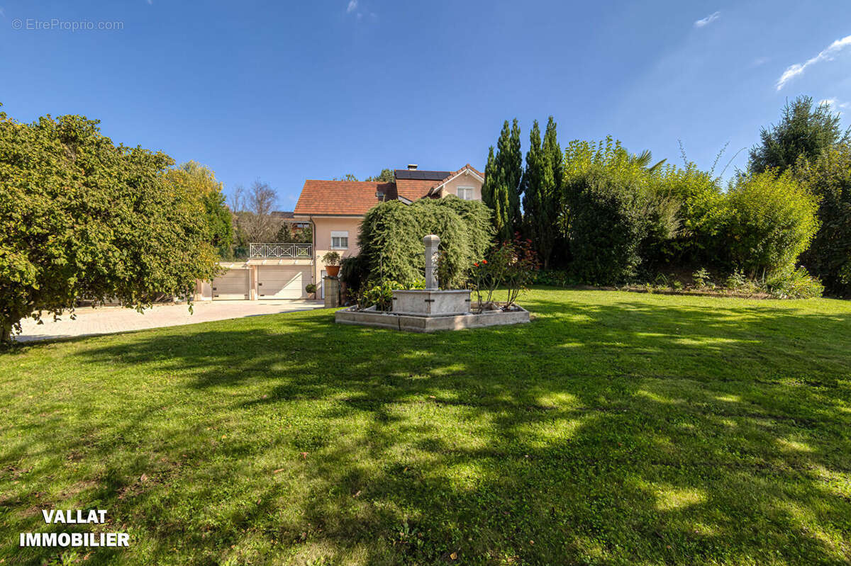 Maison à SAINT-MARTIN-BELLEVUE