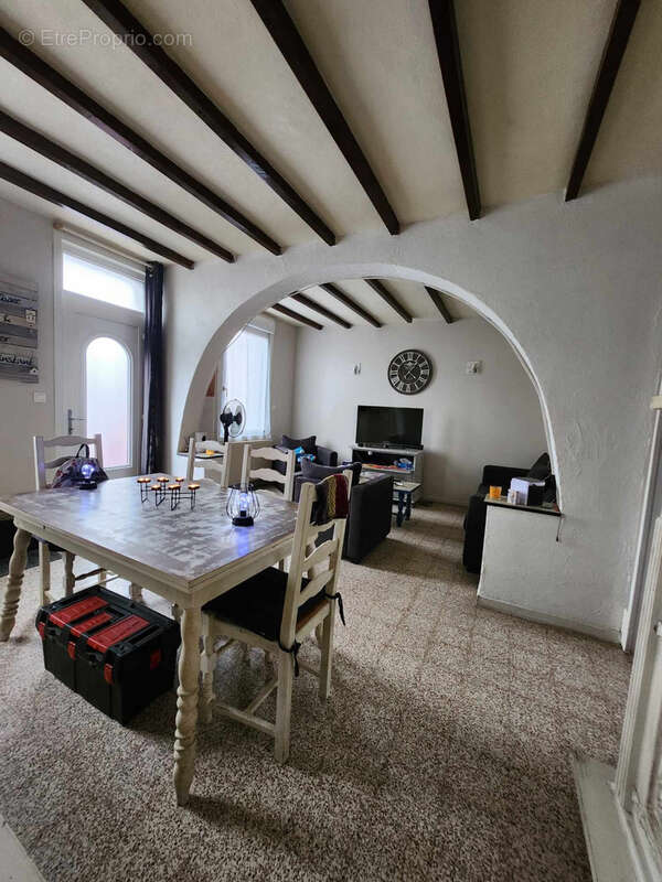 Maison à CALONNE-RICOUART