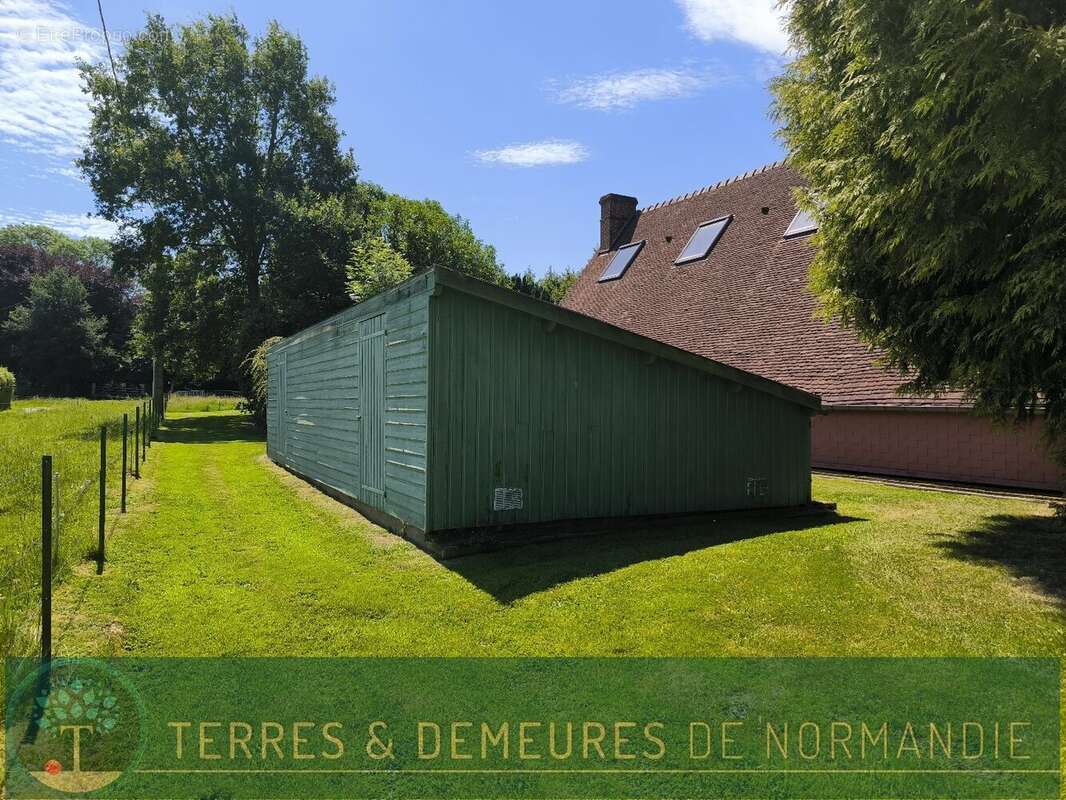 A 5 minutes de beuzeville (27210), magnifique propriete normande avec dependances, piscine interieur et parc de 1.6 hectares. - photo 21