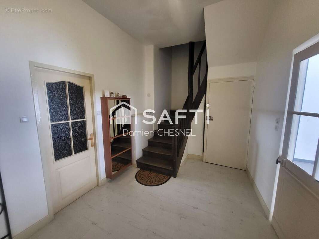 Maison 133 m² à Chateauneuf-Sur-Cher  - photo 3