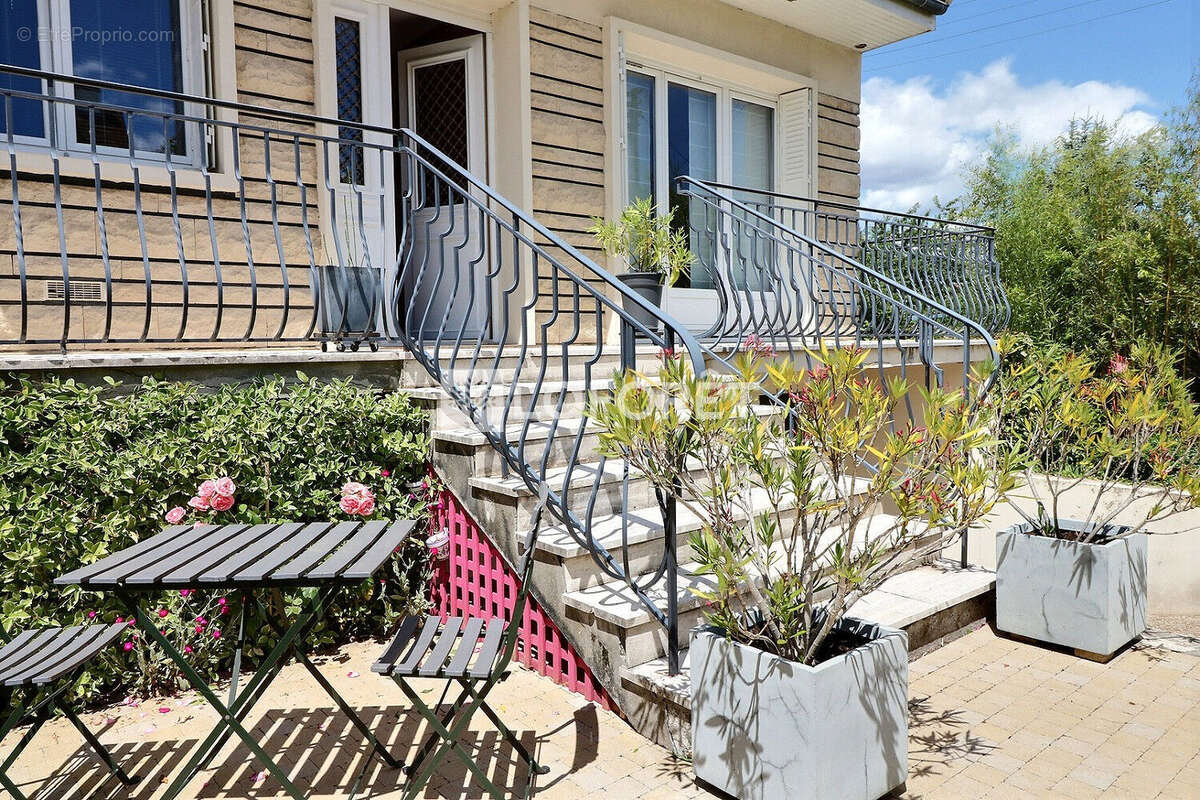 Maison à RUEIL-MALMAISON