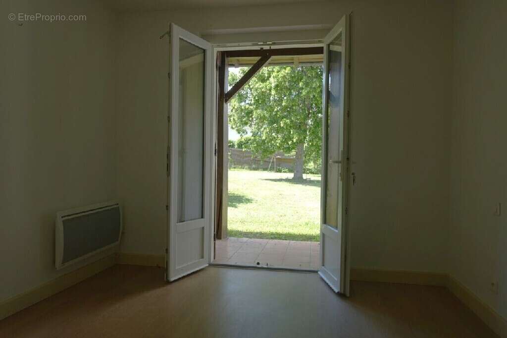 Maison à FOURQUES-SUR-GARONNE