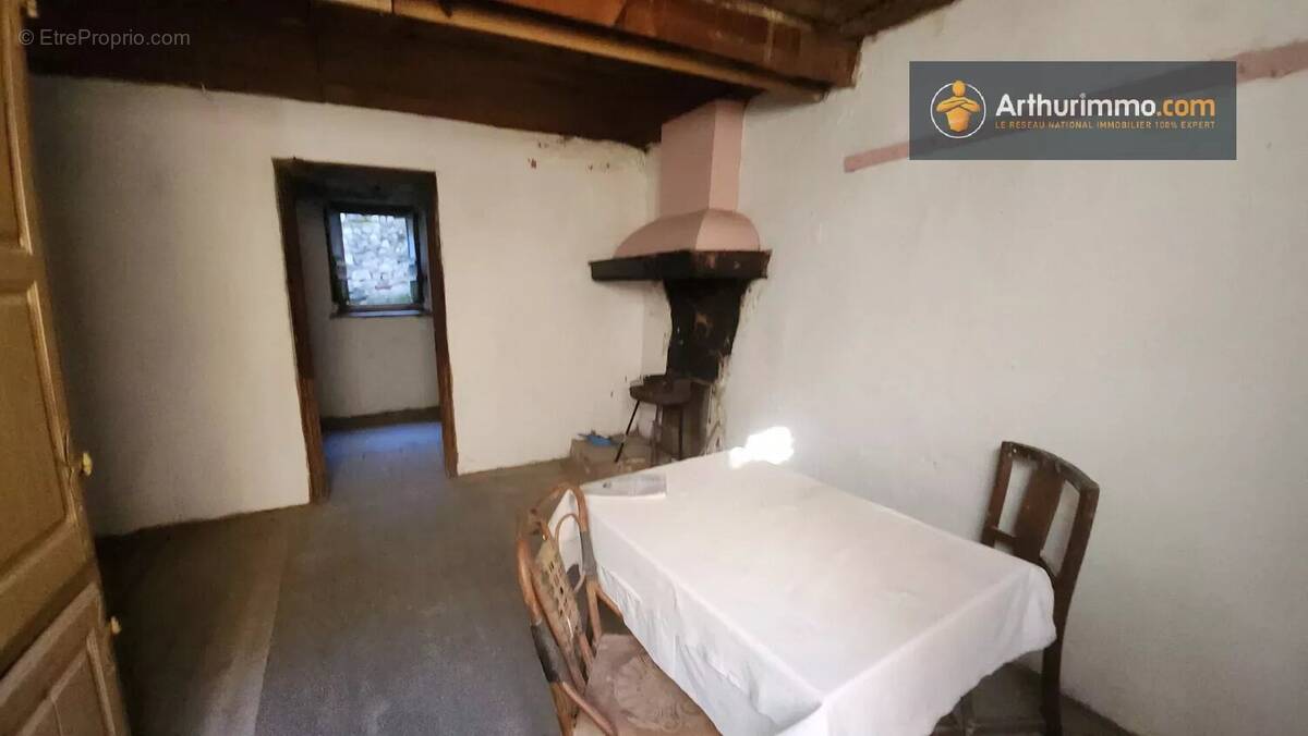 Maison à VILLENEUVE-MINERVOIS