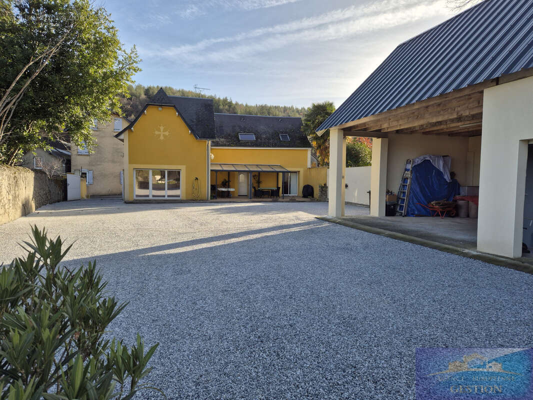 Maison à ADE