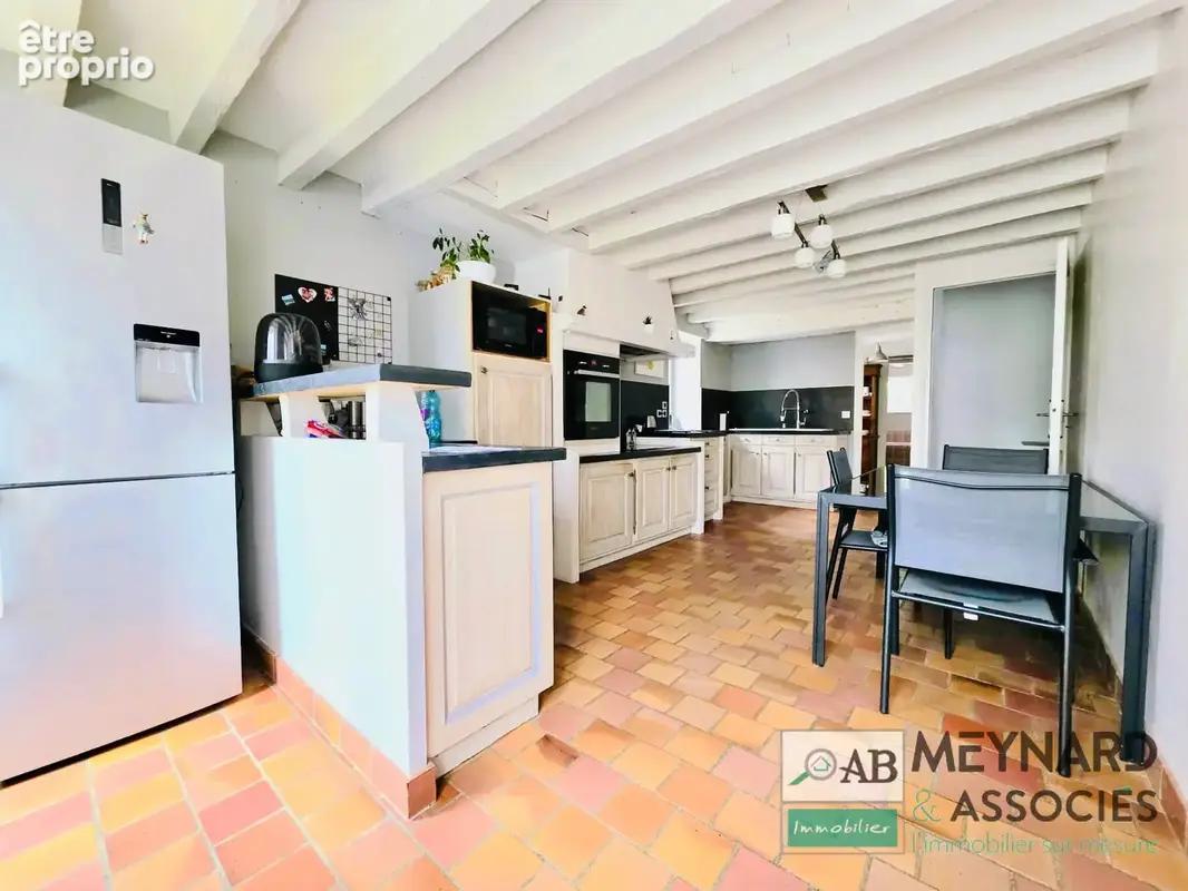 Maison briarde à vendre à Saint-Augustin   224 m2 habitables   4 chambres   Terrain de 1 900 m2 - photo 4