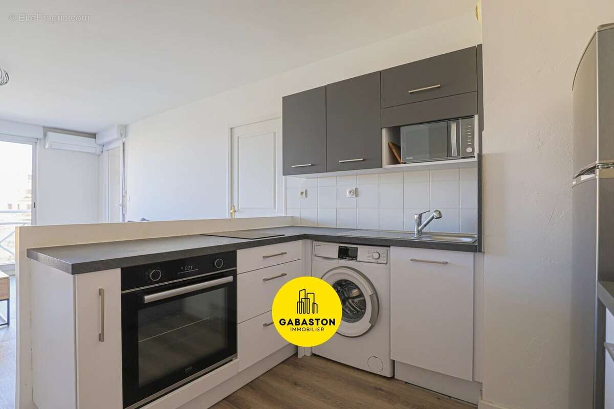 Appartement à MARSEILLE-9E