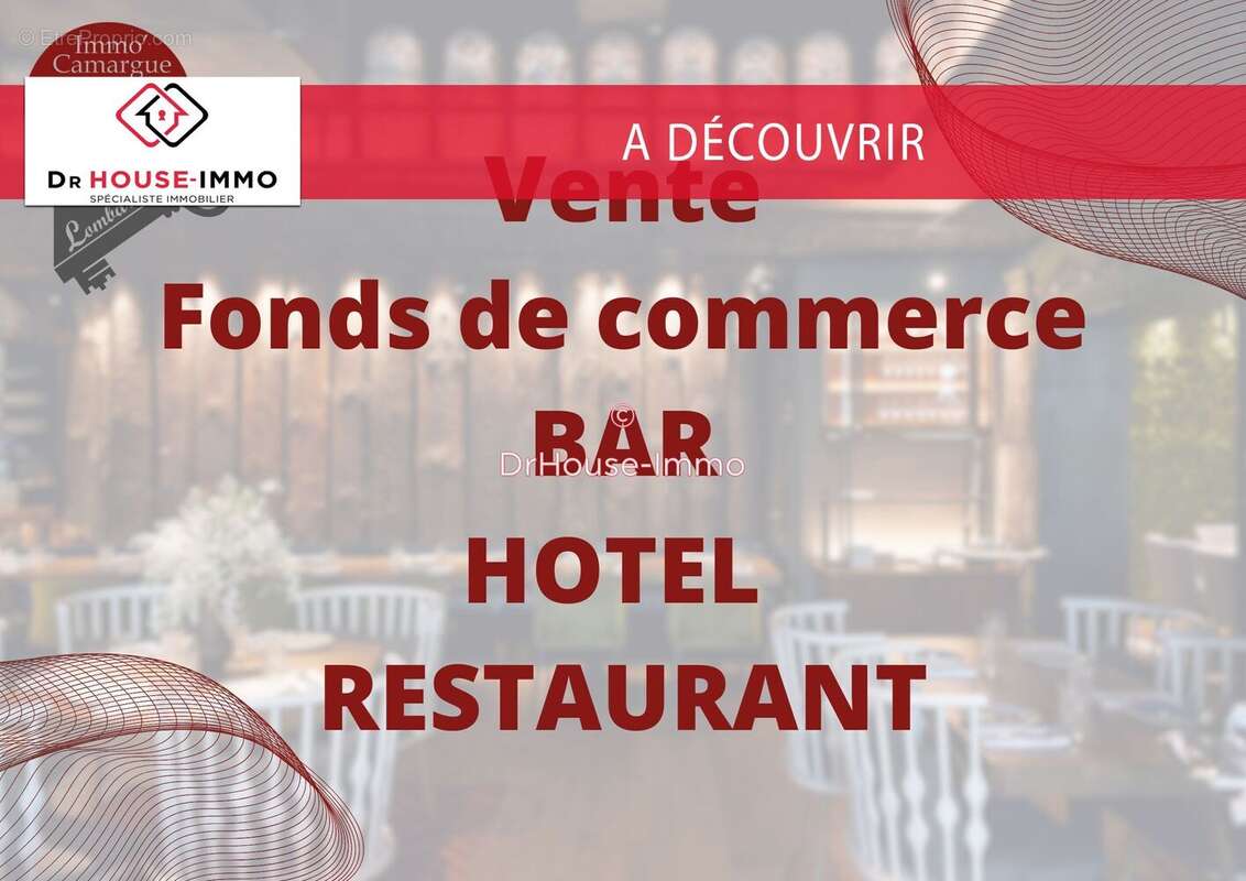 Commerce à AIGUES-MORTES