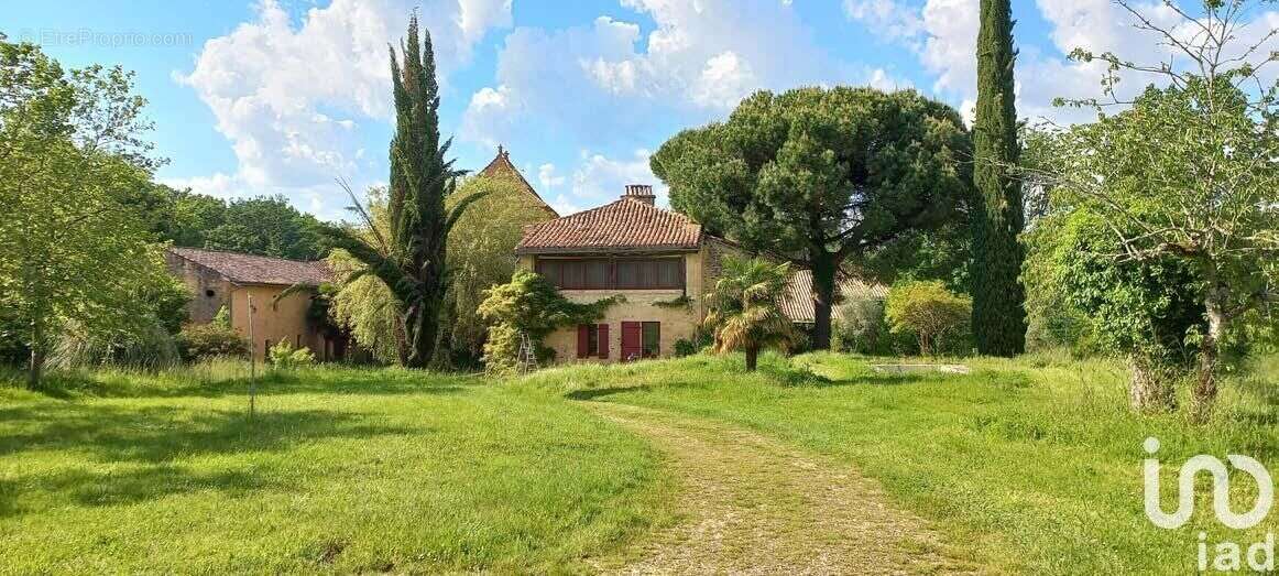 Photo 2 - Maison à BIRON