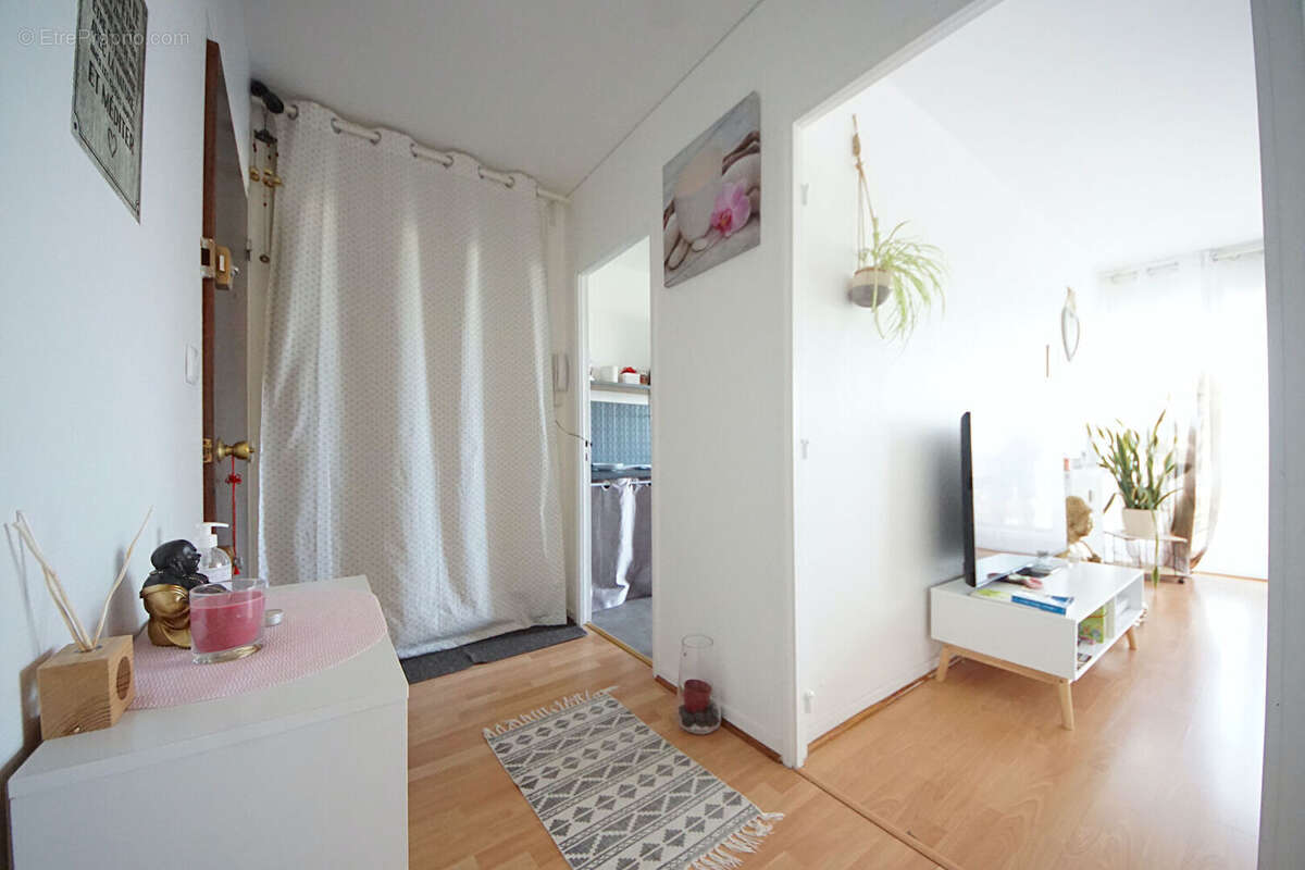 Appartement 65m² à évry-courcouronnes - photo 7