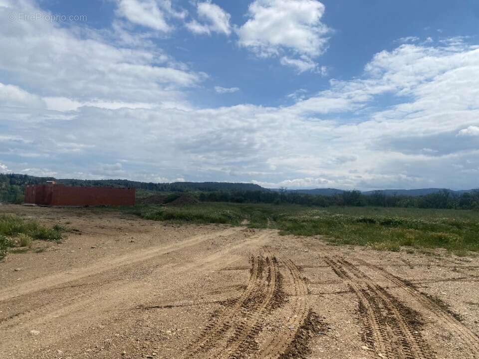 Terrain à FERRALS-LES-CORBIERES