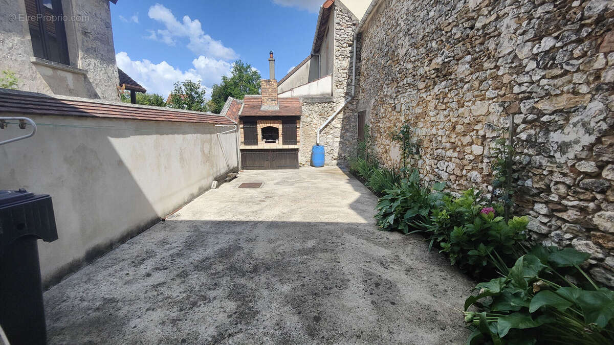 Photo 4 - Maison à LA FERTE-GAUCHER