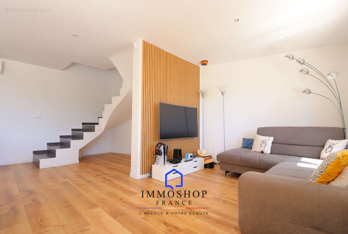 Maison à SEPTEMES-LES-VALLONS