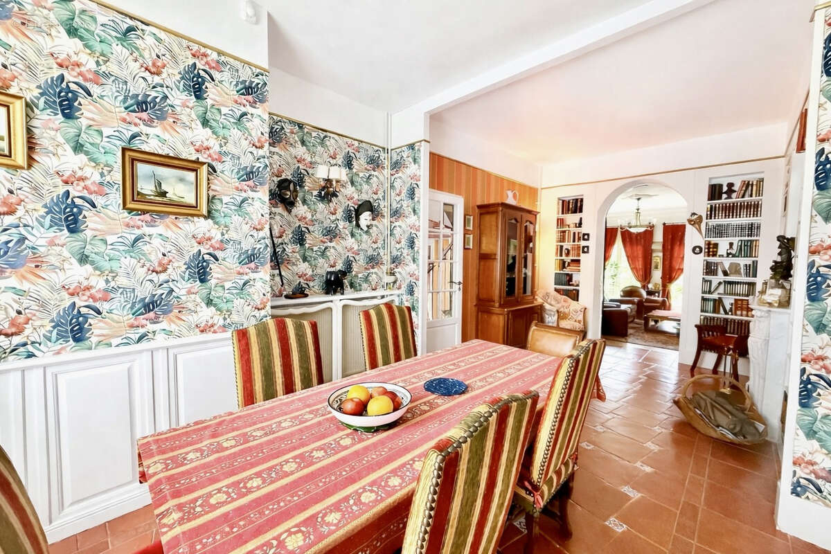 Maison à LE RAINCY