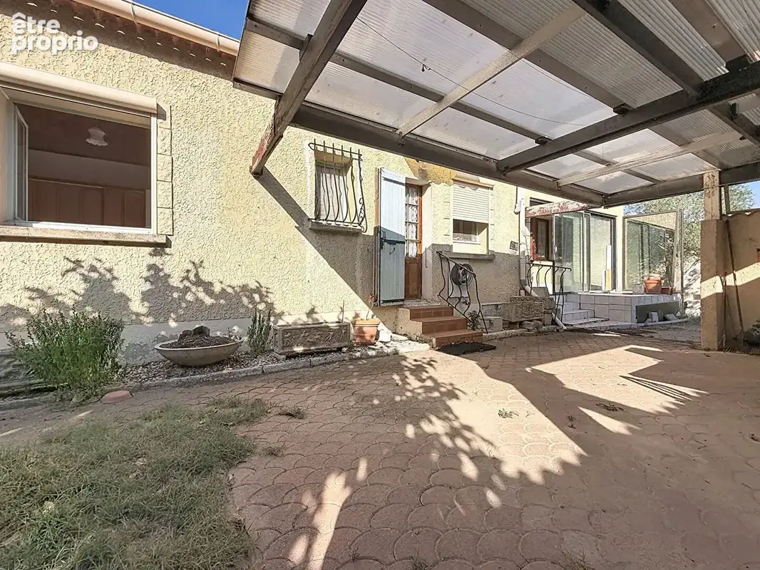 Les angles maison de plain-pied avec terrain de 845 m² - photo 2