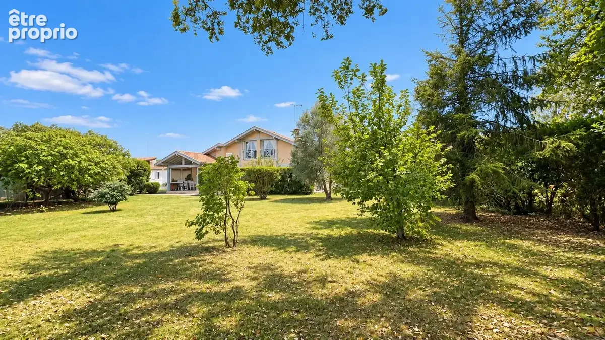 Maison d'architecte  140 m²  4 chambres  terrain de 1 195 m²  tout à pied - photo 20