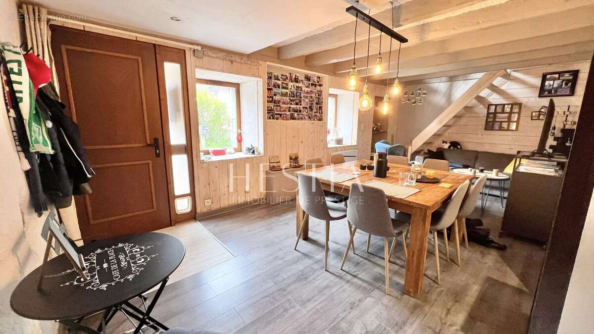 Ancien corps de ferme de 134m² avec 4 chambres - photo 5