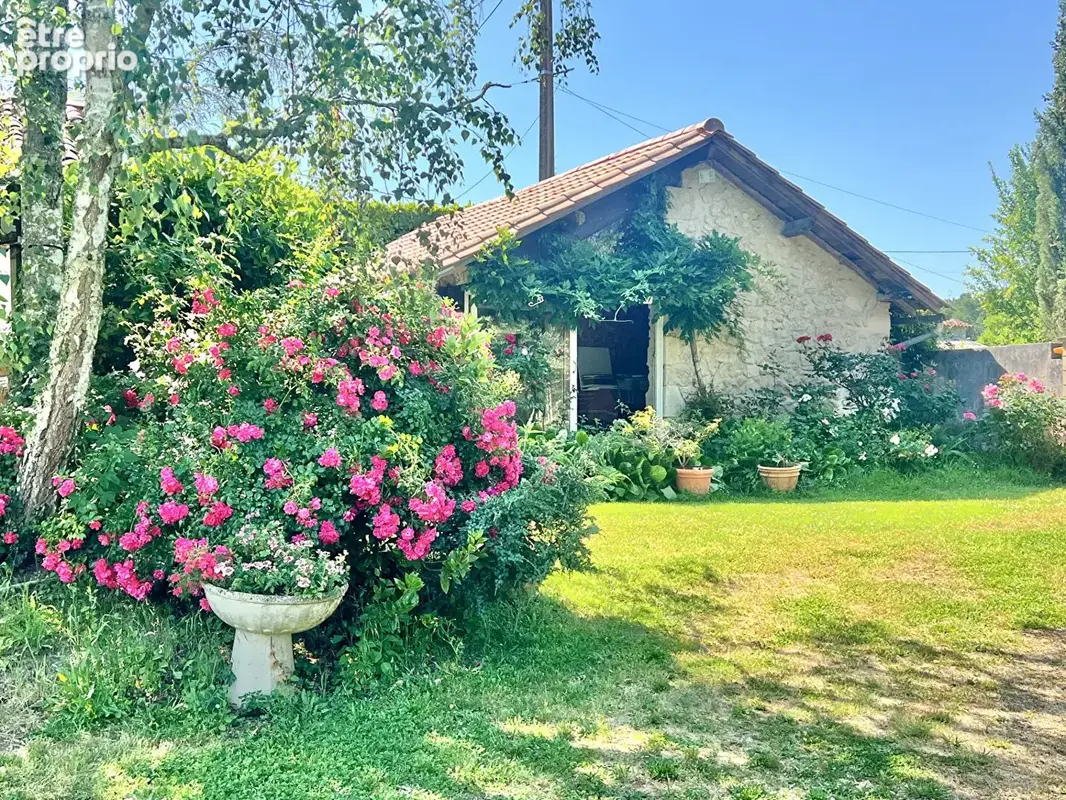 Maison Villefranche De Lonchat 8 pièce(s) - photo 11