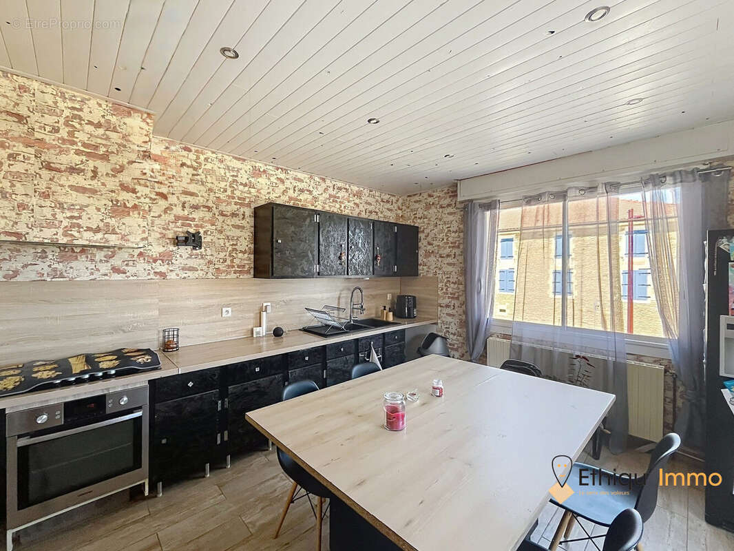 Maison 225 m² à Nully  - photo 9
